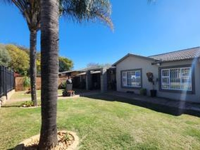 House For Sale In Silverton, Pretoria