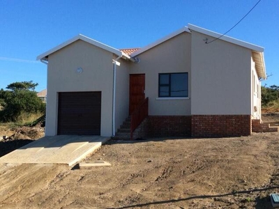 Townhouse For Sale In Cove Rock, East London