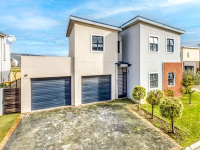 3 Bedroom House Sold in Brackenfell Central