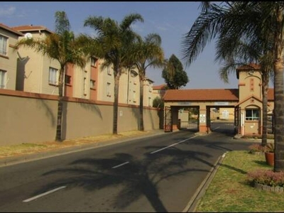 Apartment For Sale In Ormonde View, Johannesburg