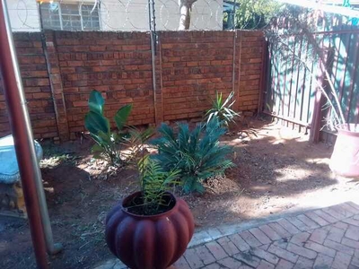 Apartment For Sale In Pretoria Gardens, Pretoria