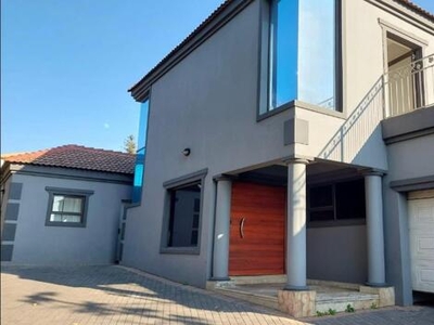 House For Rent In Glenhazel, Johannesburg