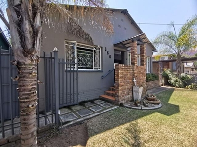 House For Sale In Mountain View, Pretoria