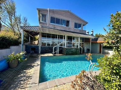House For Sale In Olive Grove, Somerset West