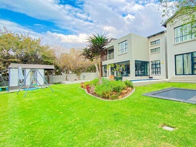 House For Sale In Waterfall Country Estate, Midrand