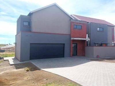 House For Sale In Wild Olive Estate, Bloemfontein