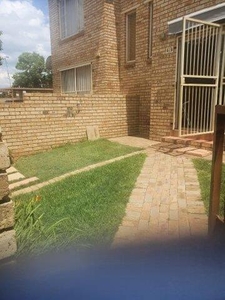 2 bedroom, Centurion Gauteng N/A