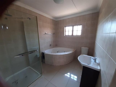 3 bedroom, Polokwane Limpopo N/A