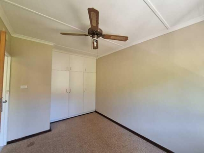 4 bedroom, Amanzimtoti KwaZulu Natal N/A