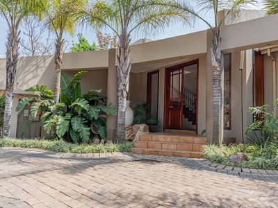 4 Bedroom House to rent in Kloofendal - Jo Anne's Estate 8a Lode Street