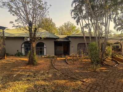 5 Bedroom House for sale in Barberton