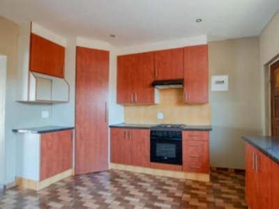 Apartment For Sale In Lenasia South, Johannesburg