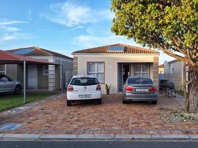 House For Rent In Athlone, Cape Town
