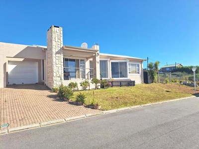 House For Sale In Heiderand, Mossel Bay