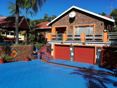 House For Sale In Safari Gardens, Rustenburg