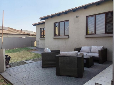House For Sale In Thatchfield Close, Centurion