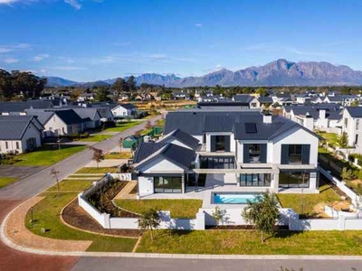 House For Sale In Val De Vie Estate, Paarl