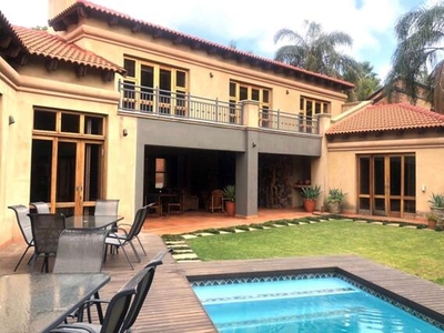 House For Sale In Waterkloof Heights, Pretoria