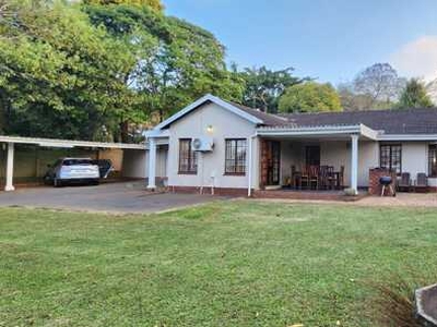 Townhouse For Rent In Kloof, Kwazulu Natal