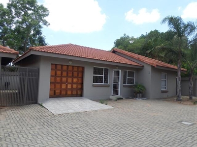 Townhouse For Rent In Moregloed, Polokwane