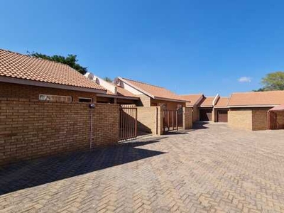 Townhouse For Rent In Polokwane Central, Polokwane