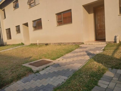 Townhouse For Sale In Penina Park Ext 2, Polokwane