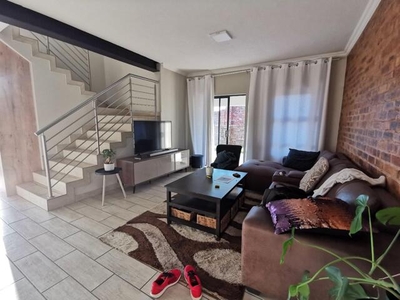 House For Sale In Derdepoort, Pretoria