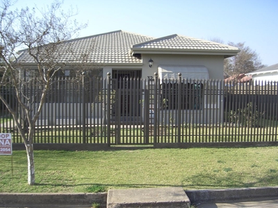 2 Bedroom House For Sale in Parys