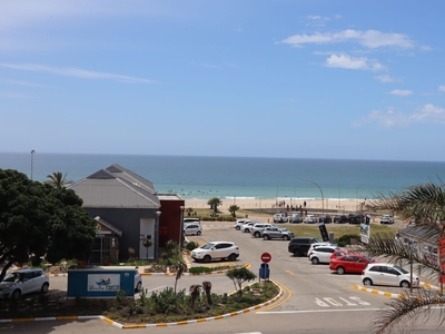 3 Bedroom Apartment For Sale in Jeffreys Bay Central