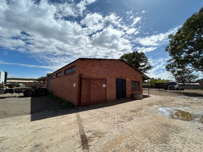 Industrial property to rent in Kimberley Central - 11 Sam Jaff Street