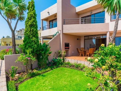 3 Bedroom Townhouse Rented in Northcliff