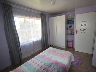 4 bedroom house for sale in Sunnyridge (Germiston)