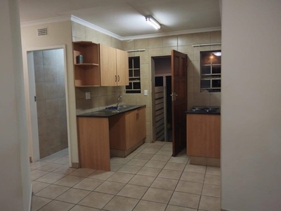 3 Bed House For Rent Thatch Hill Estate Centurion