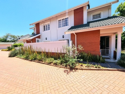 3 Bedroom Townhouse to rent in Mount Edgecombe Country Club Estate