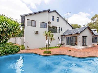 4 Bedroom Freehold To Let in Woodmead