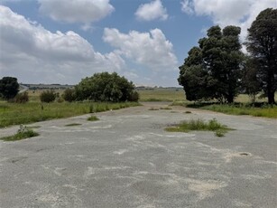 2.3 ha Land available in Randfontein