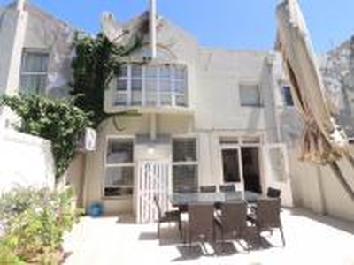 4 Bedroom Simplex to Rent in Fresnaye - Property to rent - M