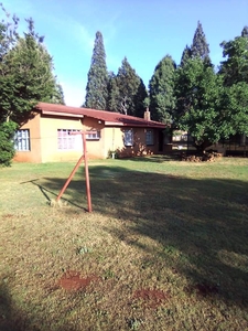 LARGE FAMILY HOME ON SHARED FARM- POSSIBLE BUSINESS OPPORTUNITY