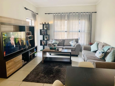 Stunning 2 Beds and 2 Baths Fully Furnished Top Floor for Rental in Greenstone