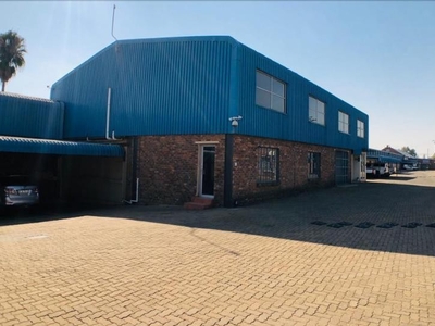 332m² Warehouse To Let in Silverton