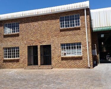 640m² Warehouse To Let in Silverton