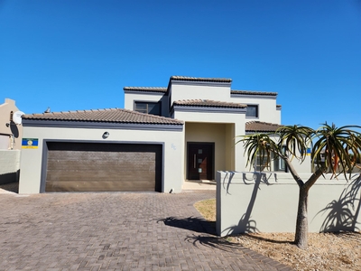 House for sale with 4 bedrooms, Country Club, Langebaan
