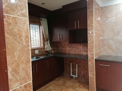 Spacious Room Available In A Shared House In Silverton, Pretoria