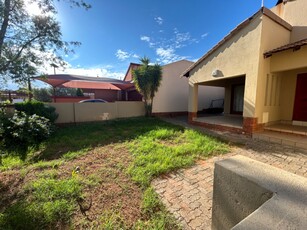 3 bedroom townhouse to rent in Hillcrest (Kimberley)