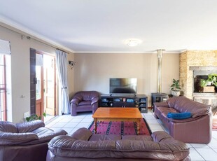 4 Bedroom townhouse-villa in La Colline For Sale
