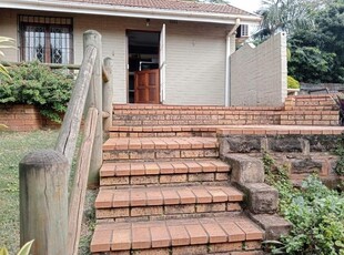 House in Amanzimtoti For Sale