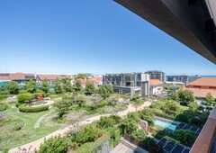 2 bedroom apartment for sale in Sea Point