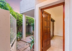 3 bedroom double-storey apartment for sale in Oaklands (Johannesburg)