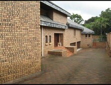 8 bed property for sale in umtentweni