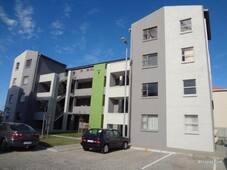 Flat with secure parking for sale - 24 hour security - Scottsdene